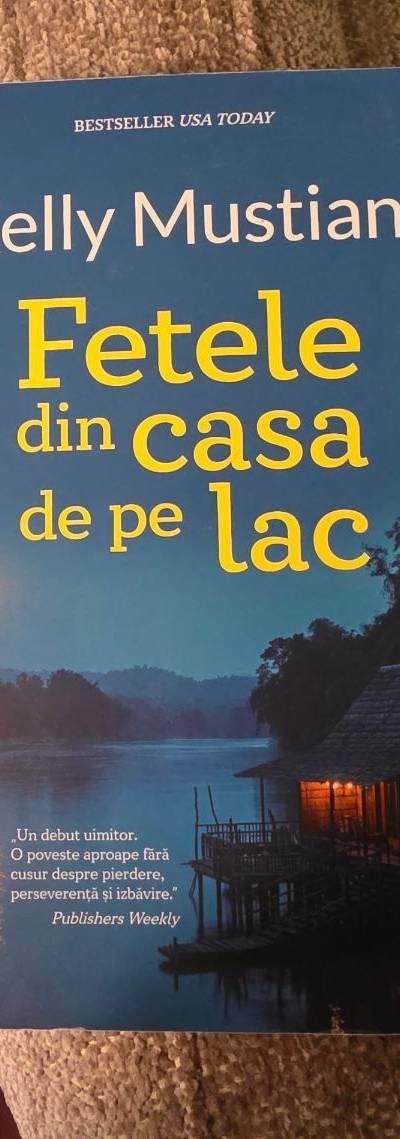 Fetele din casa de pe lac
