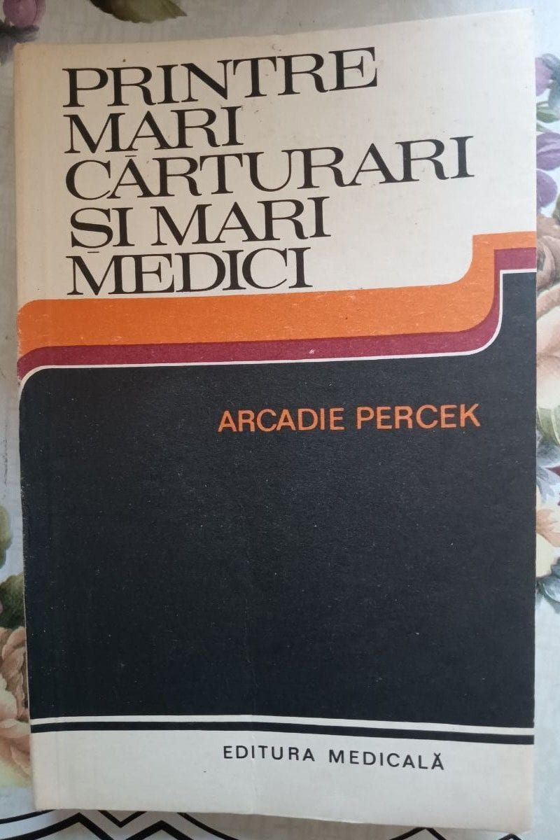PRINTRE MARI CARTURARI SI MARI MEDICI